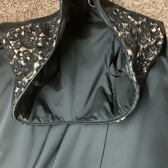 White House Black Market Strapless Dress with Lace Bodice - Picture 4 of 5